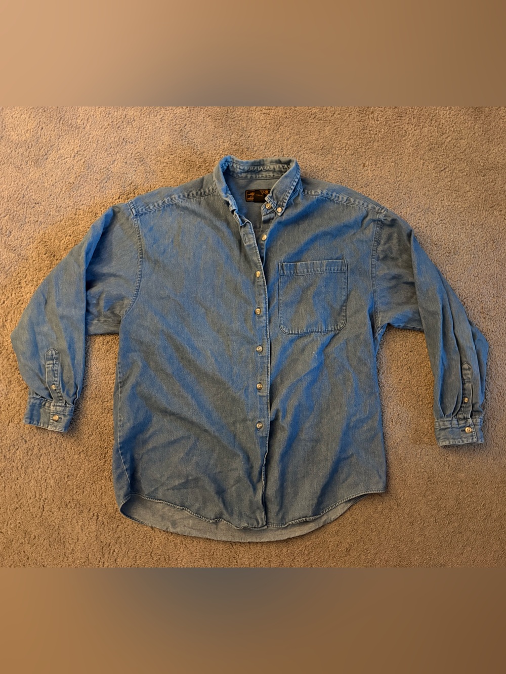 Vintage 1990s Eddie Bauer men’s long-sleeve denim button-down shirt